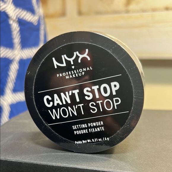 NYX Professional Makeup Setting Powder • Banana - Picture 2 of 4